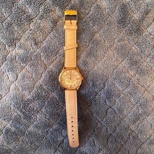 ANNE KLEIN Watch. Pink Leather Strap.